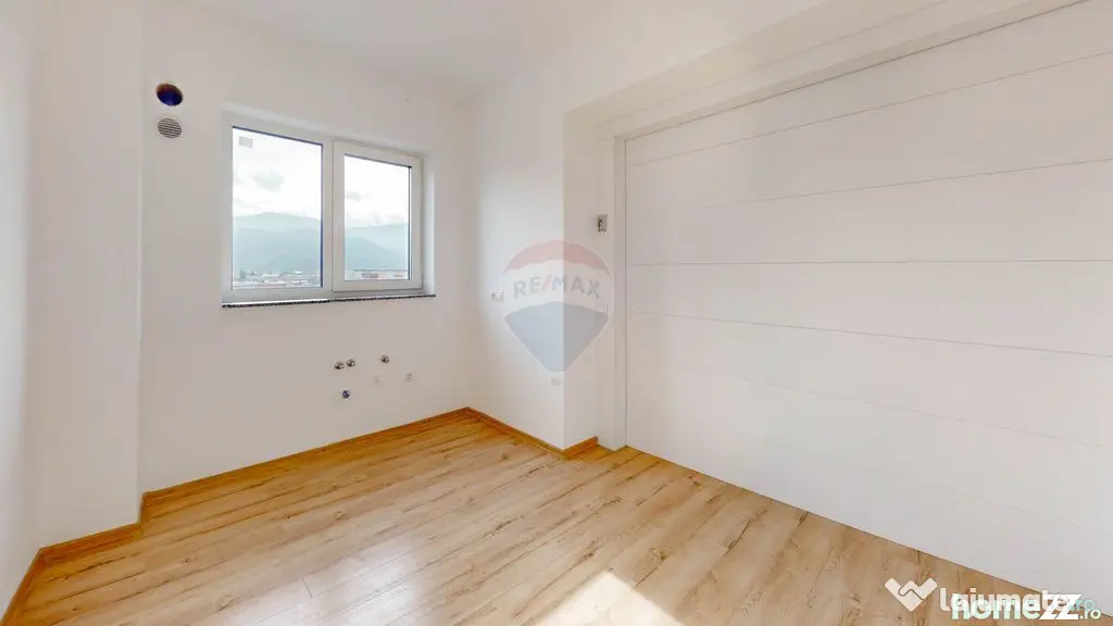 Rate la dezvoltator | 3 camere | 67 mp | Comision 0 | 116...