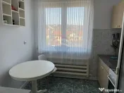 Apartament cu 2 camere de închiriat pe strada Piața Buc... 