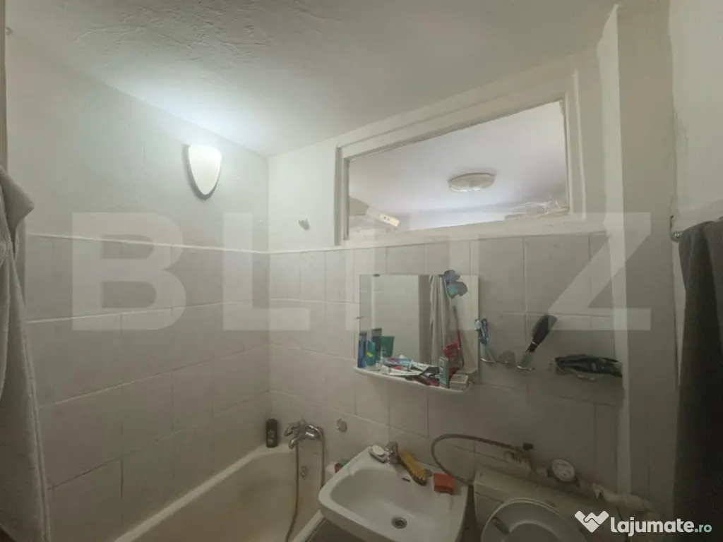 Apartament 2 camere zona centrala Cugir