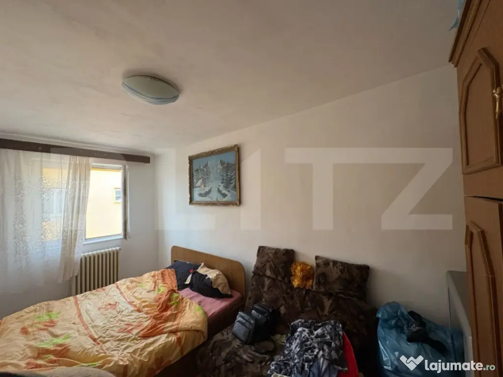 Apartament 2 camere zona centrala Cugir