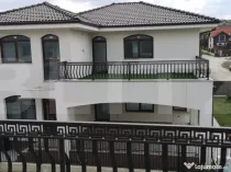 Casa in stil mediteranean, cu 4 camere, 158 mp, zona Dezmir