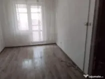 Garsoniera decomandata - zona Astra.