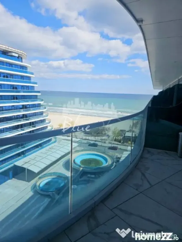 Studio modern cu vedere la mare în Mamaia Nord – Bloc Whi