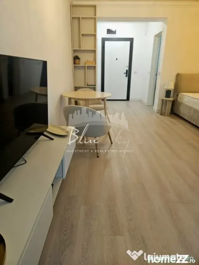 Studio modern cu vedere la mare în Mamaia Nord – Bloc Whi