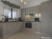 BALOTESTI – COMPLEX ZORI DE ZI - CASA SINGLE 120 MP, 500 M 