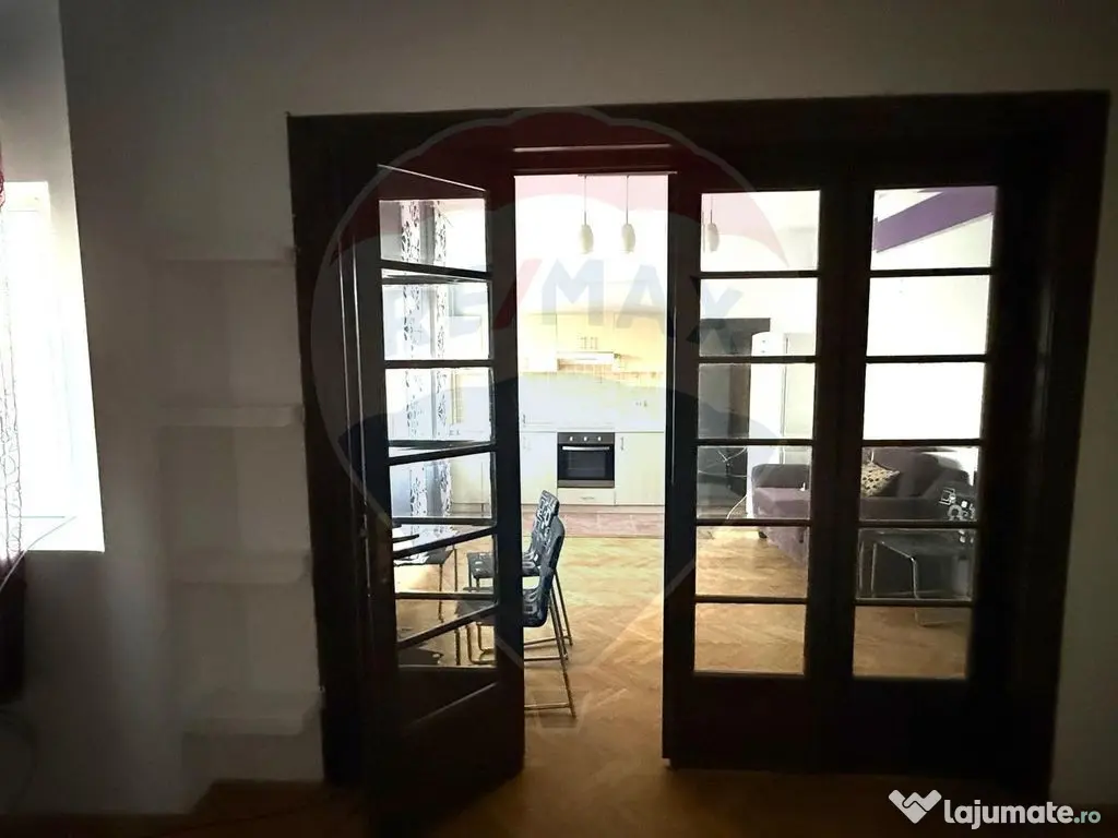 VANZARE Apartament cu 4 camere in zona Dacia