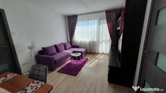 Apartament 2 camere,semidecomandat - zona Gemenii