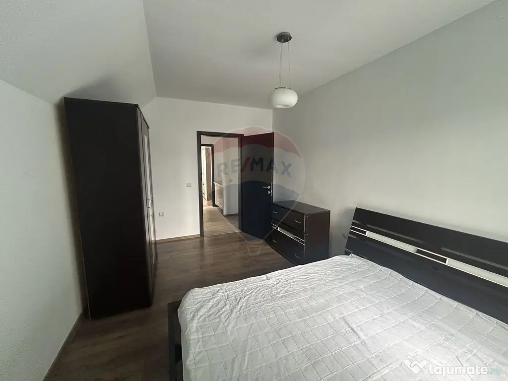 Apartament în bloc nou cu 3 camere de închiriat în zon...