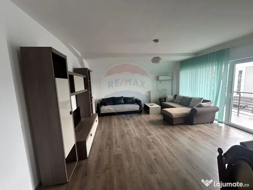 Apartament în bloc nou cu 3 camere de închiriat în zon...