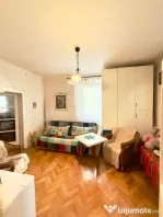 Apartament 4 camere,pretabil si pentru spatiu comercial - zona Patria.