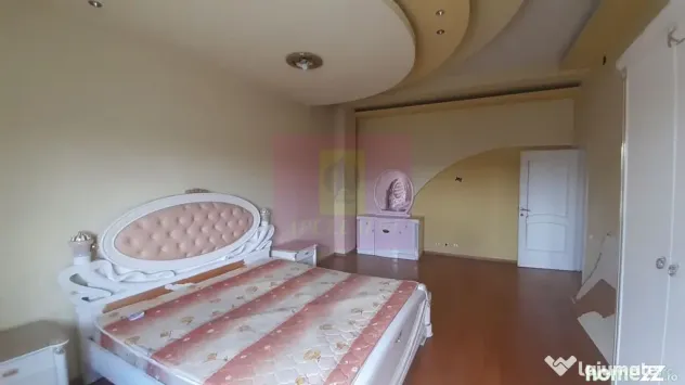 Vilă Mare în Voluntari - Voluntari (Bucuresti-Ilfov)