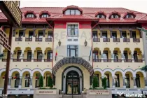 HOTEL 3 stele de vanzare Predeal centru, Brasov