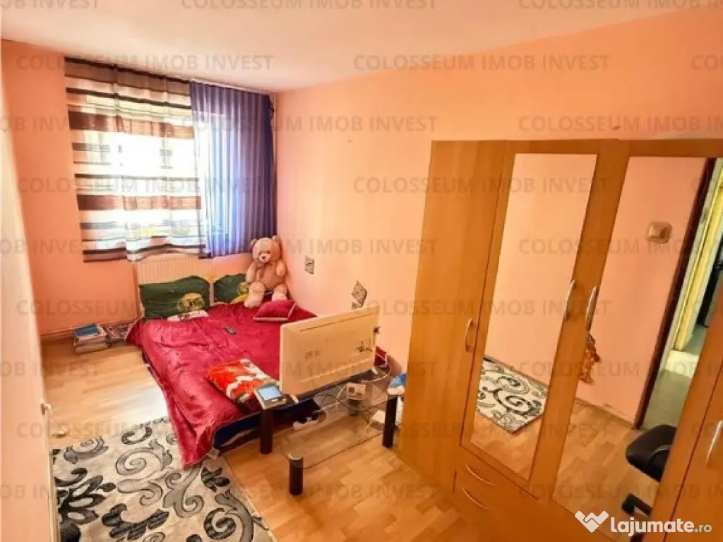 Apartament cu 3 camere, decomandat - zona Astra.