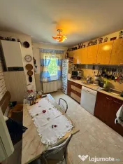 Apartament 4 camere decomandat CET