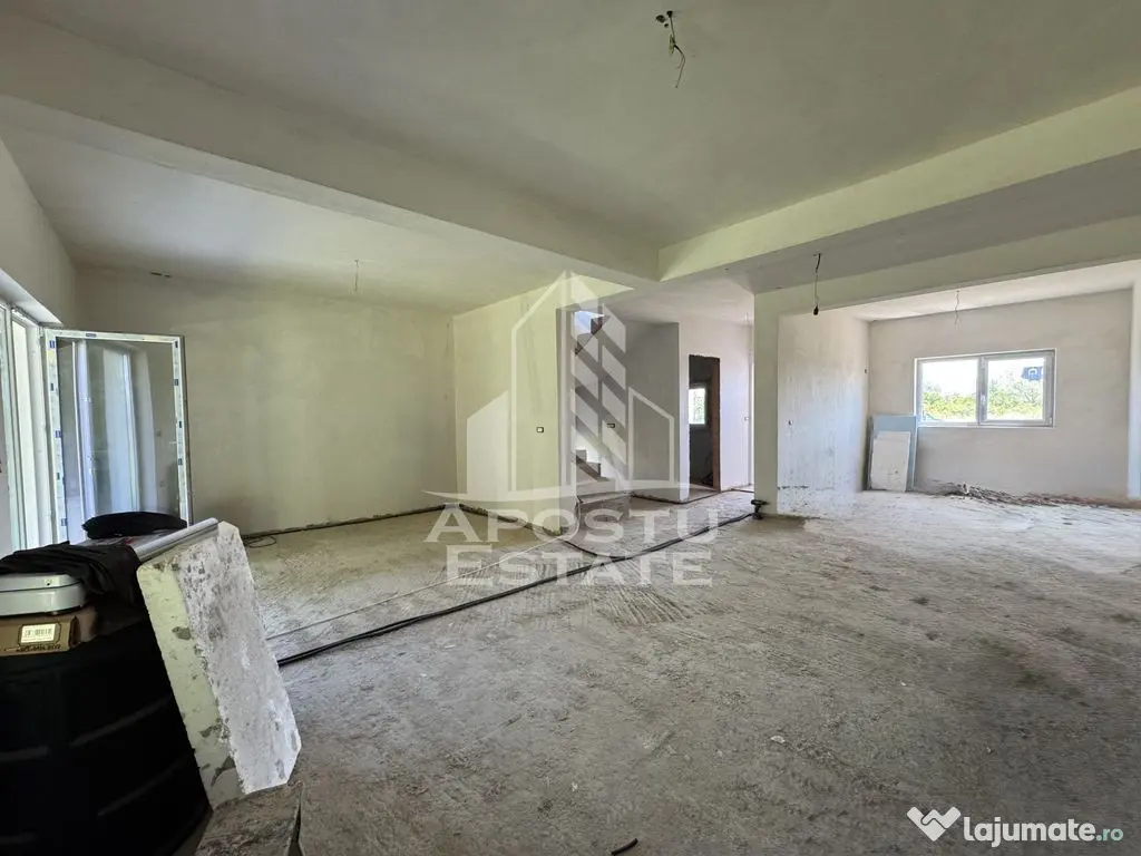 Duplex cu 4 camere si dressing, la alb Calea Urseni la asfalt - Timisoara (Timis)