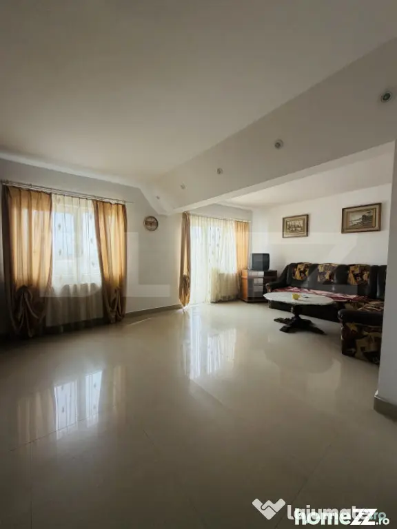 Apartament cu 4 camere, Campia Turzii, zona Centrala - Campia Turzii (Cluj)
