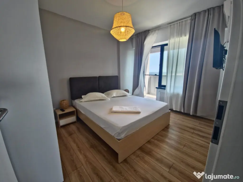 Mamaia Central apartament 2 camere cu vedere panoramica mare