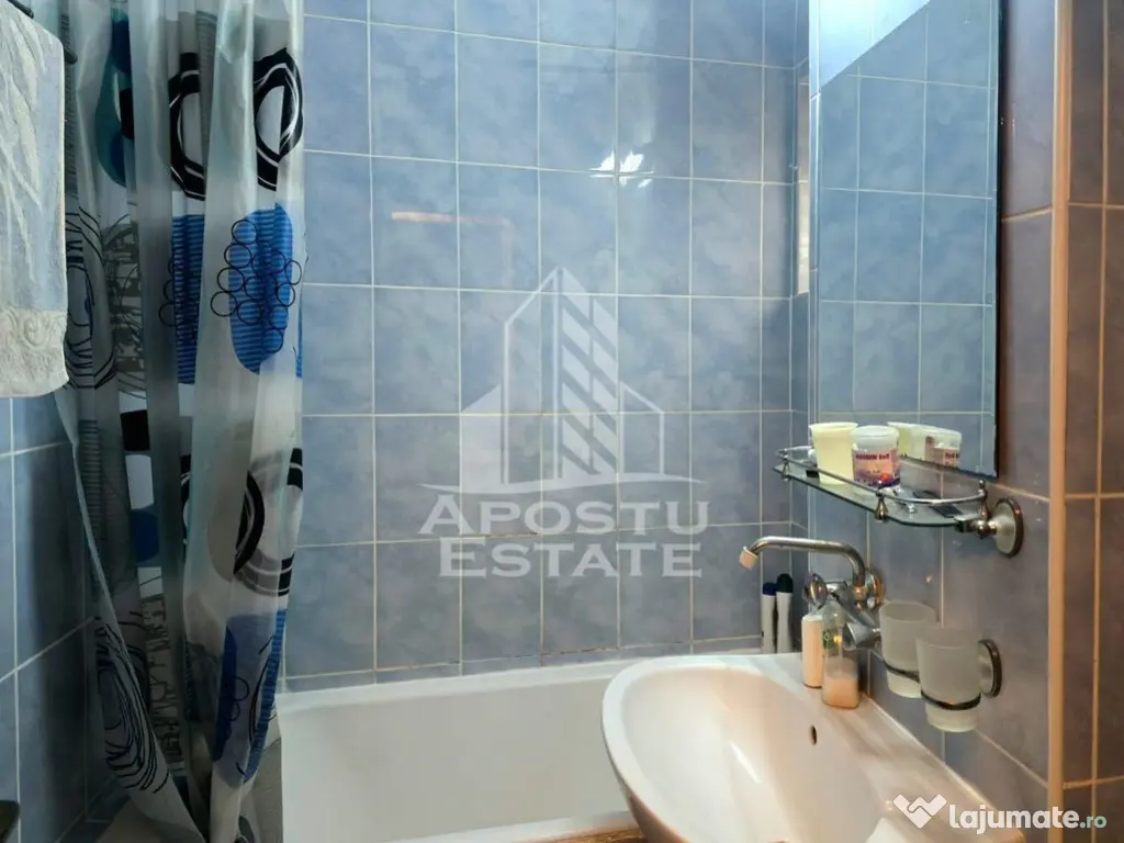 Apartament cu 3 camere, de vanzare, in apropiere de Podgoria, Arad. - Arad (Arad)