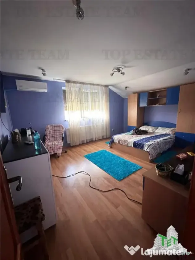 Casa Individuala cu Teren 1300 mp in Corbeanca - Zona Petres