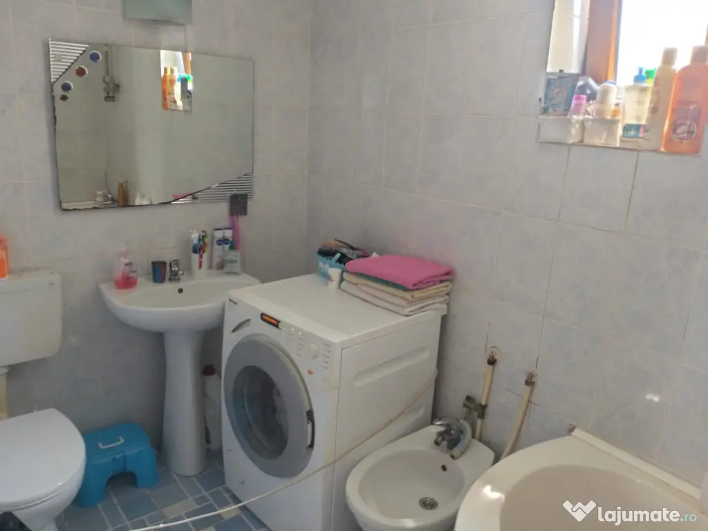 Vand apartament cu 2 camere decomandat in Deva, zona Dorobanti, et 1