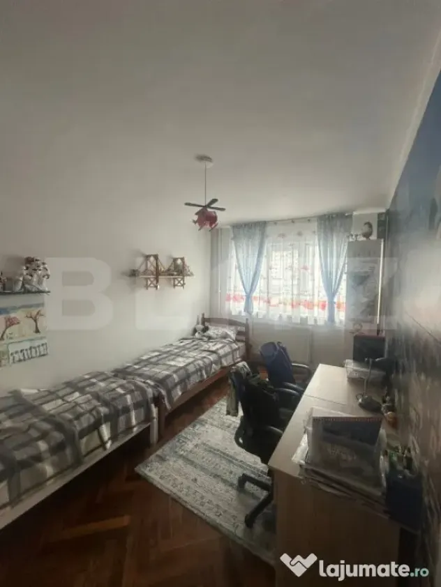 Apartament 3 camere, 65 mp + balcon 5 mp, mobilat și utilat
