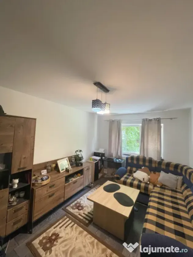 Apartament de 3 camere, 64 mp, parter, balcon, iesire gradin