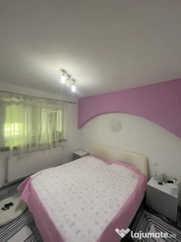 Apartament de 3 camere, 64 mp, parter, balcon, iesire gradin