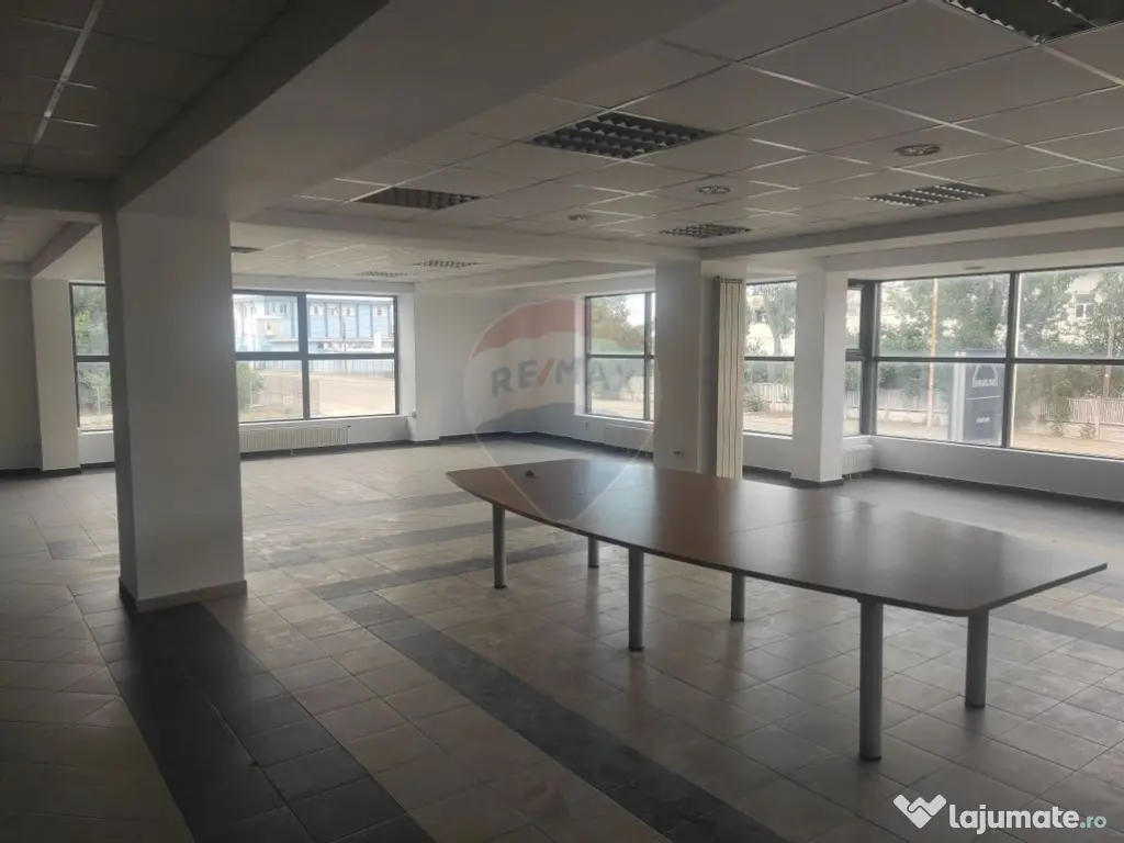 CLADIRE BIROURI 445 MP DE INCHIRIAT SLATINA