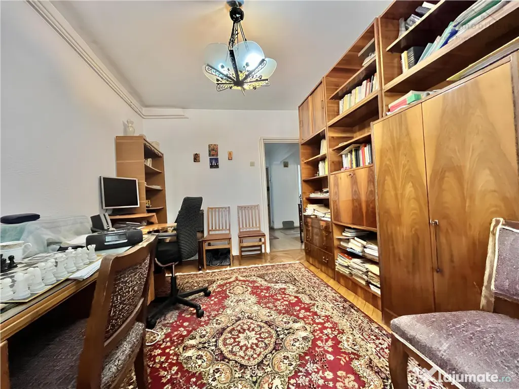 Apartament 4 Camere Decomandat in Pantelimon la 950 m Metrou