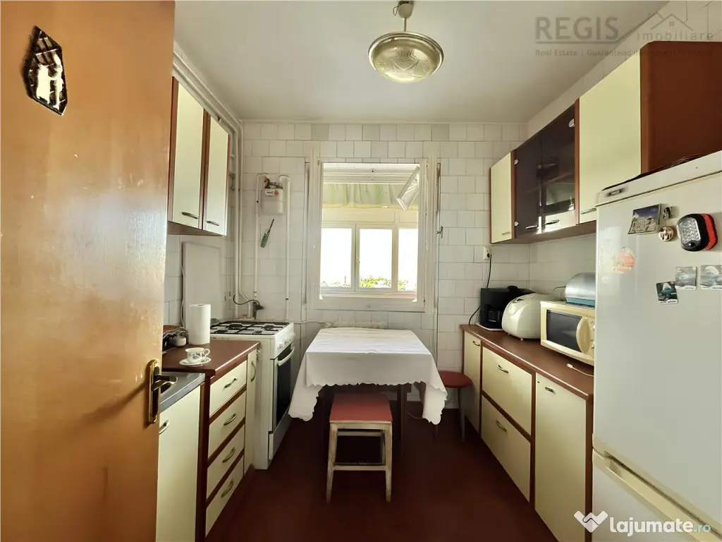 Apartament 4 Camere Decomandat in Pantelimon la 950 m Metrou