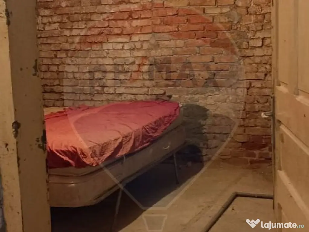 Casă / Vilă cu 3 camere de vânzare