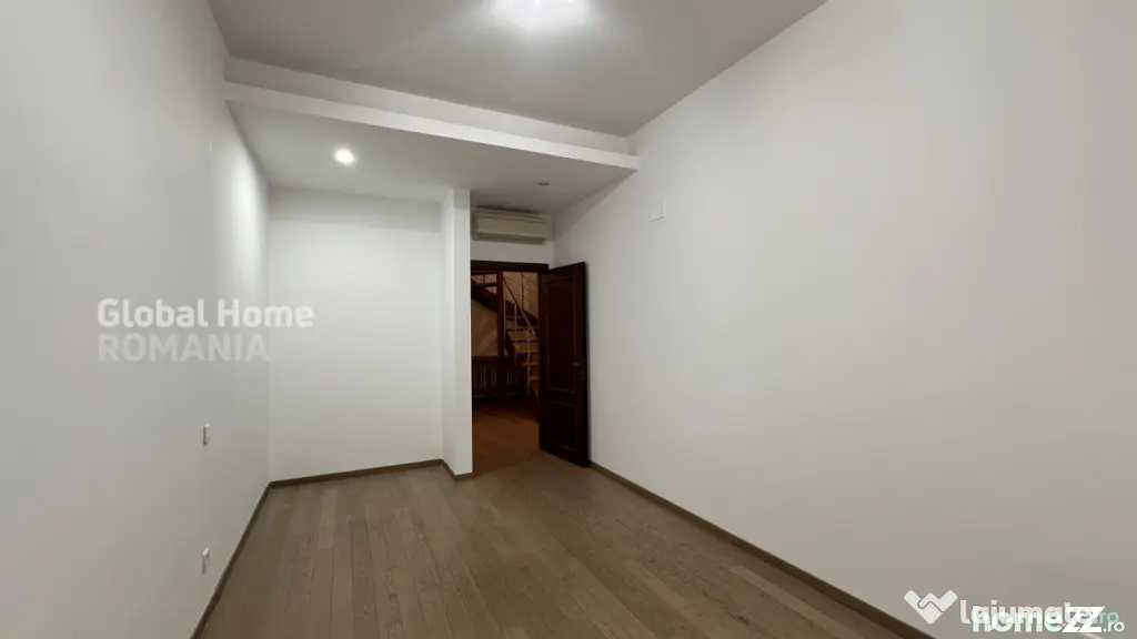 Duplex 4 Cam | 196 MP + Terasa + Parcare