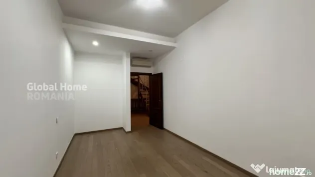 Duplex 4 Cam | 196 MP + Terasa + Parcare