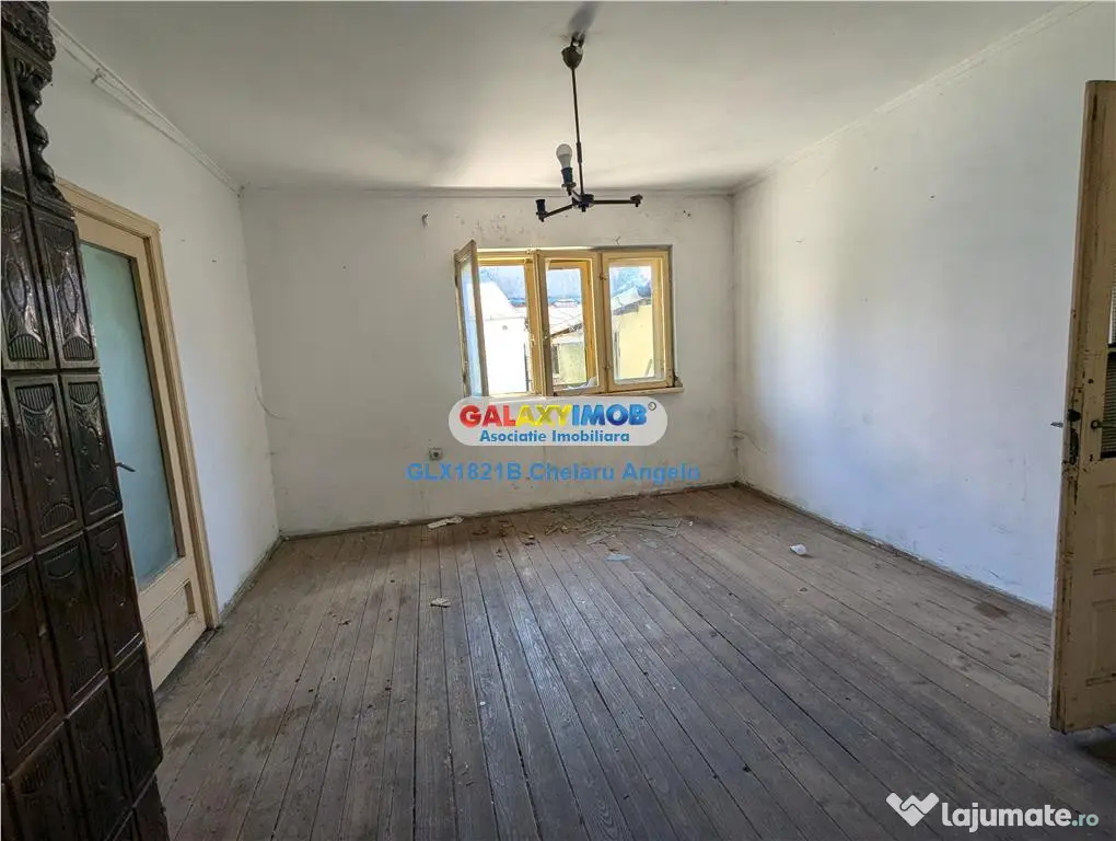 Rahova Mun#539;ii Carpa#539;i,teren 569 mp, casa 4 cam si an