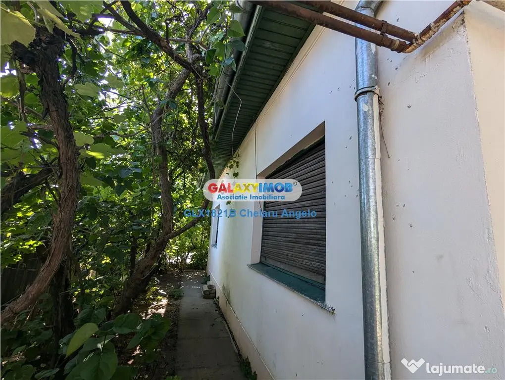 Rahova Mun#539;ii Carpa#539;i,teren 569 mp, casa 4 cam si an