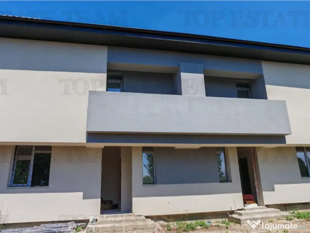 Vila individuala cuplata 5 camere, P 1 M, incalzire in pardo