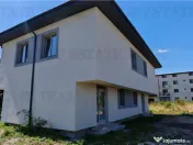 Vila individuala cuplata 5 camere, P 1 M, incalzire in pardo 