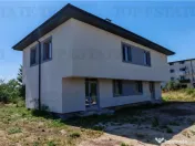 Vila individuala cuplata 5 camere, P 1 M, incalzire in pardo 