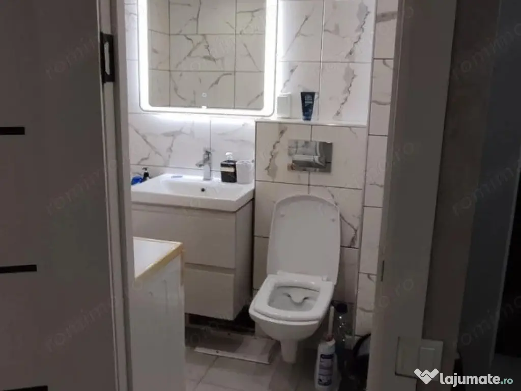 2 camere in zona Complexului Studentesc