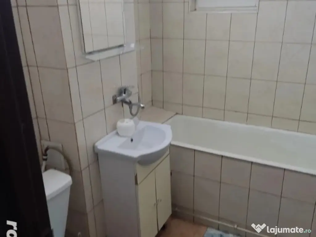 2 camere in zona Medicinei