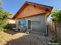 Caslita - teren 513 mp, pomi fructiferi, casa 2 camere