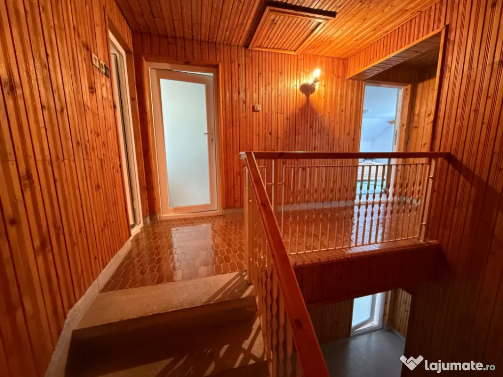 Vila cu 6 dormitoare in Breaza, lot teren 1289 mp