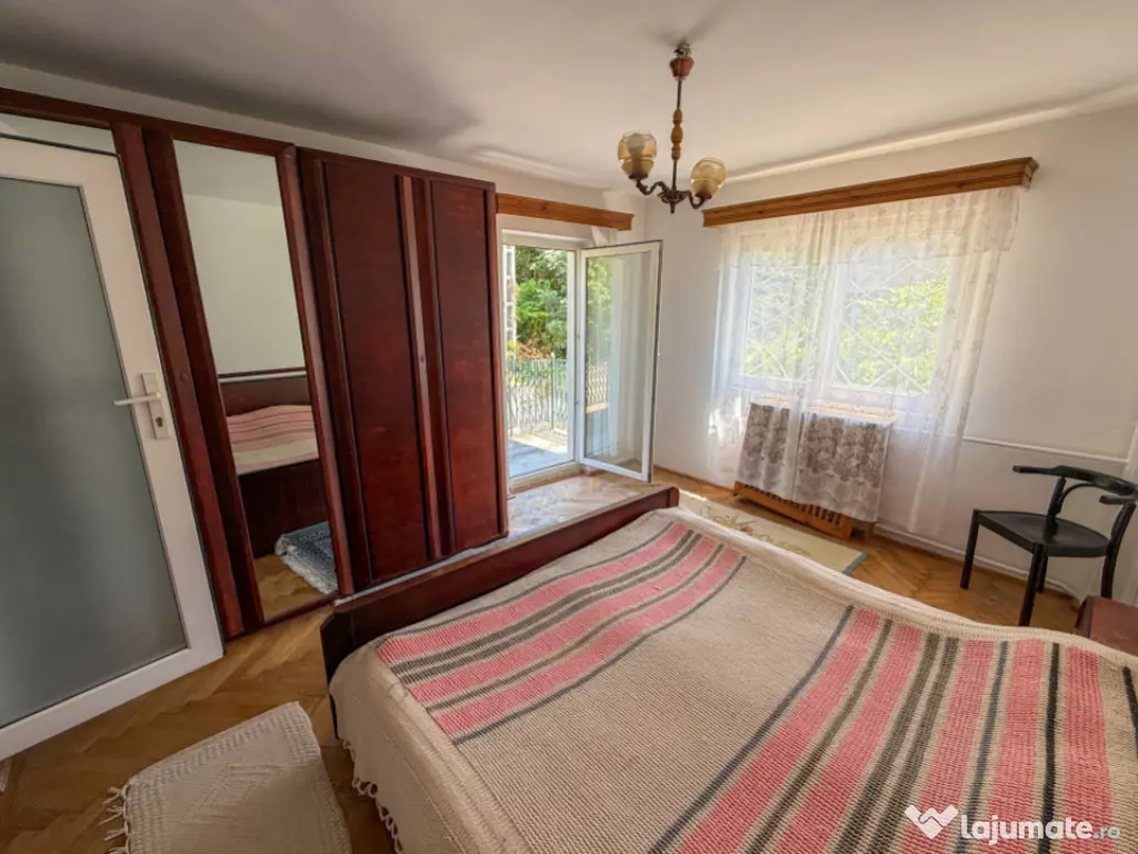 Vila cu 6 dormitoare in Breaza, lot teren 1289 mp