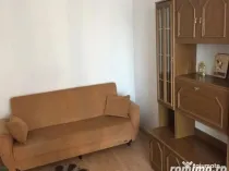 1 camera situat in zona Lipovei