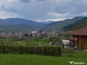 Teren de in Rasinari posibilitate de racordare la curentul 