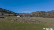 Teren cu priveliște de vis și curent trifazic – Plaiu... 