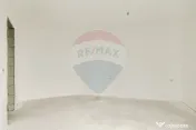 Apartament 3 camere 148 mp de vânzare cu loc parcare în...