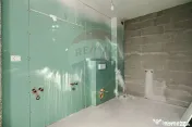 Apartament 3 camere 148 mp de vânzare cu loc parcare în... 