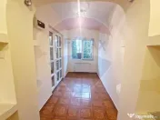 Vilă spațioasă de închiriat – 1 Mai, Piatra Neamț 