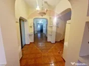 Vilă spațioasă de închiriat – 1 Mai, Piatra Neamț 